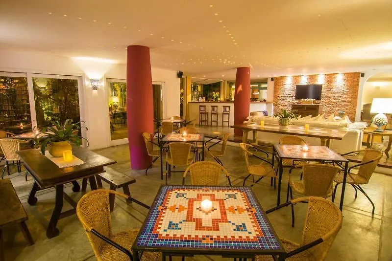 Pousada La Chimere Búzios Hotel